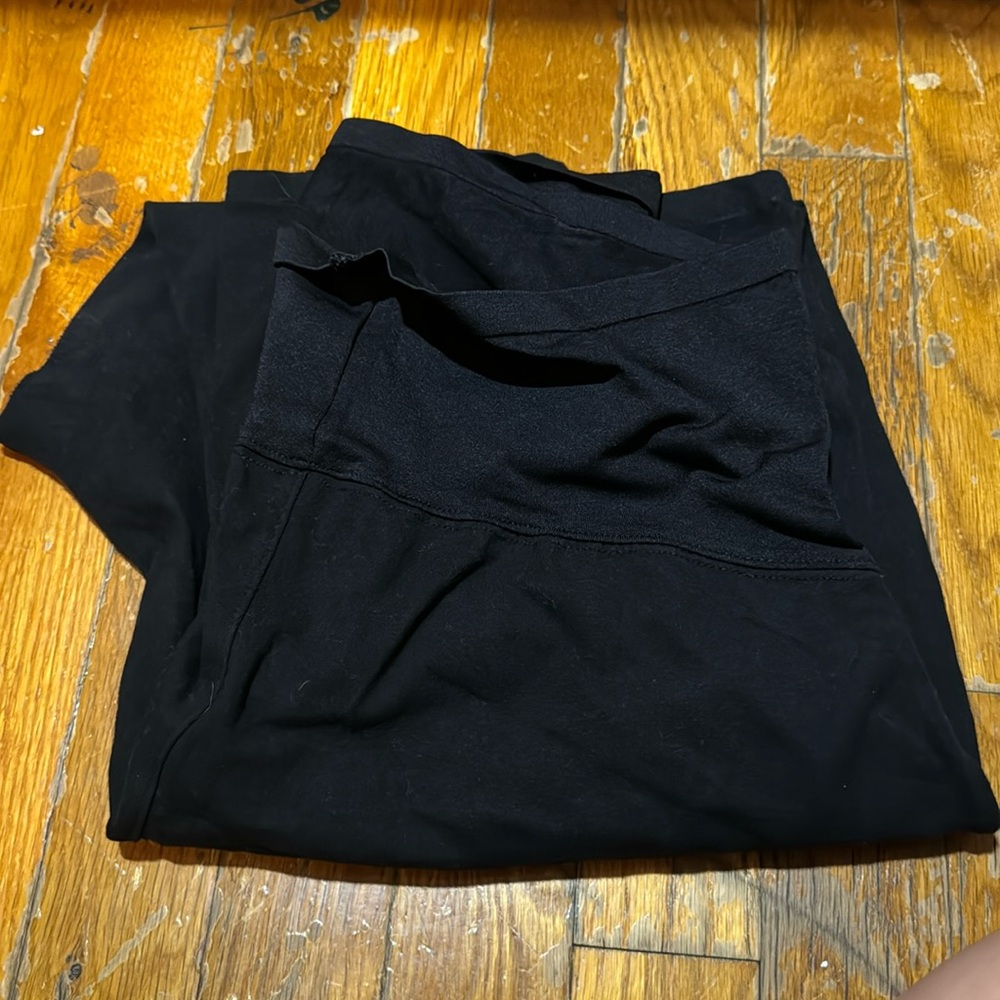 Old Navy Maternity over the belly leggings sz L